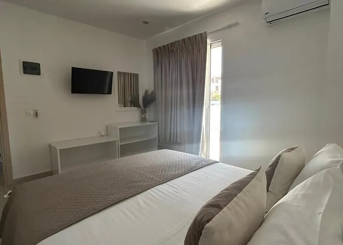 Πανσιόν Fiosal 3 3*